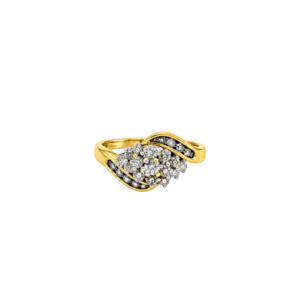 18 carat gold/0.69ct diamond